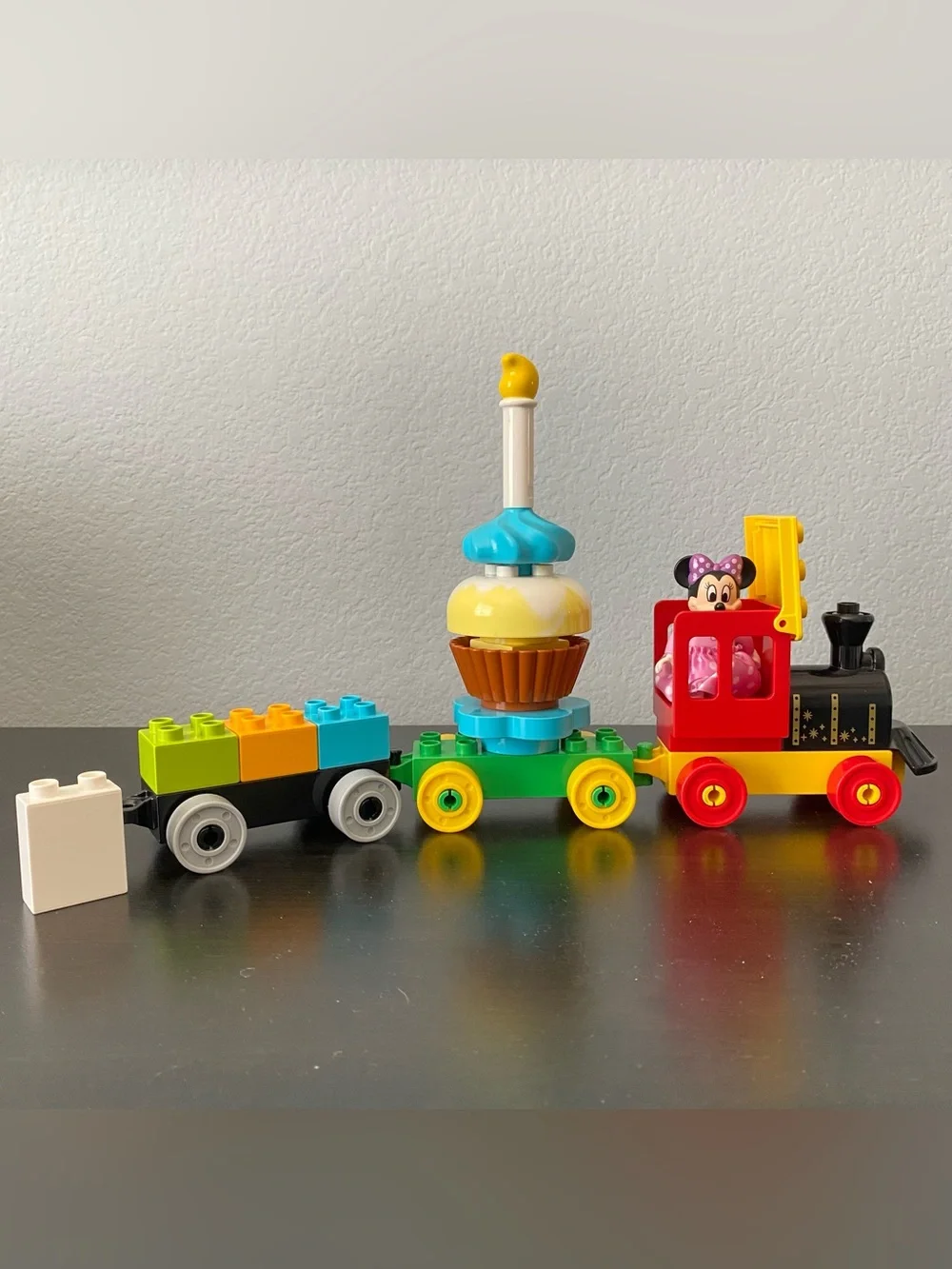 Lego Duplo Minnie Mouse Birthday Train Partial Set